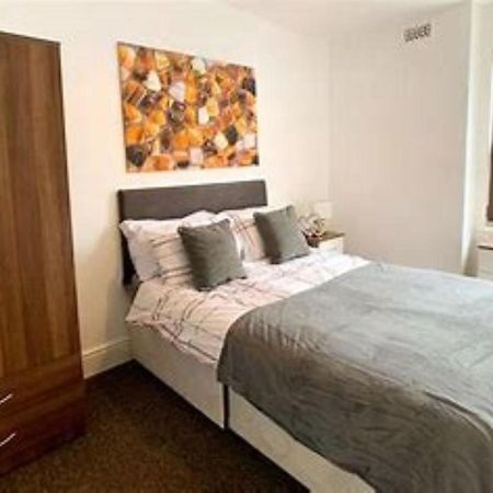 היימל המפסטד Hemel Short Stay מראה חיצוני תמונה
