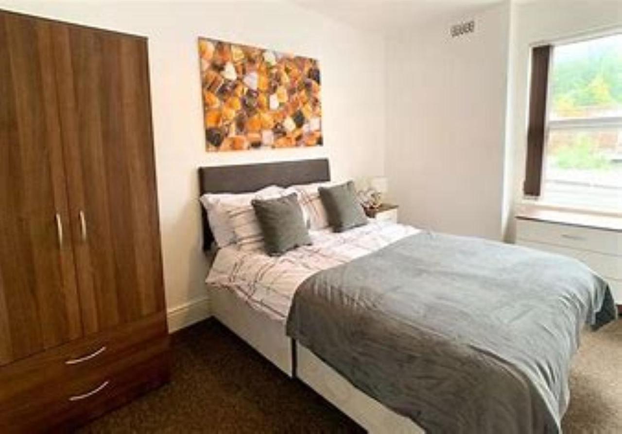 היימל המפסטד Hemel Short Stay מראה חיצוני תמונה