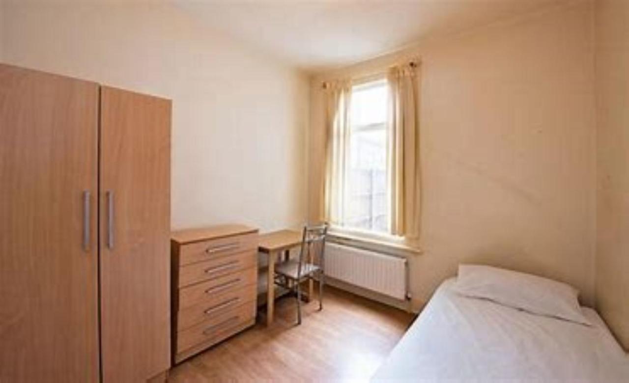 היימל המפסטד Hemel Short Stay מראה חיצוני תמונה